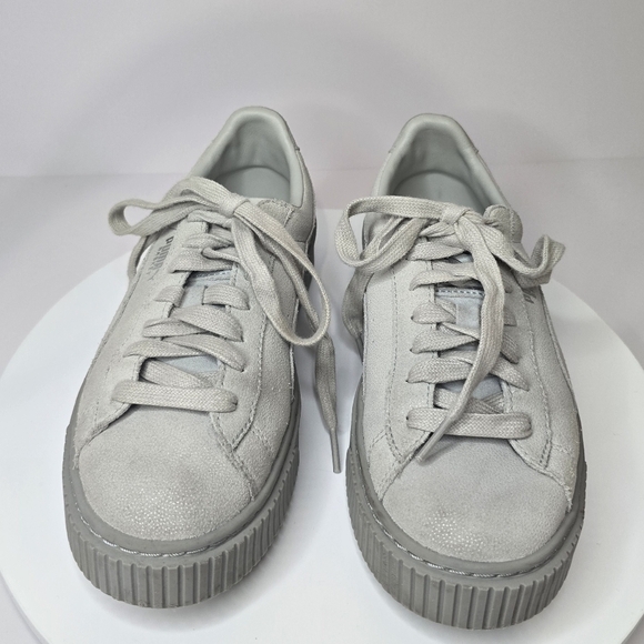 ⭐️40% Off⭐️ Puma Basket in Grigio Chiaro (Light Grey) Platform Sneakers - Picture 3 of 13